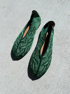 embroidered theater shoes - green monotone