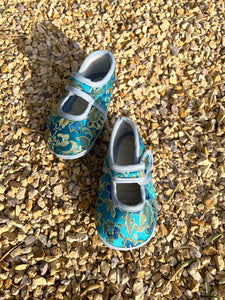 baby shoes - Turquoise print